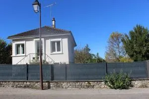 Montcuq, maison avec vue sur la Tour, classé 3*** - Lascabanes