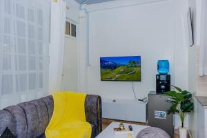 Olivet studio - California plaza