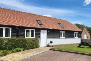 1 Abbey View Cottages, Battle, East Sussex - Whatlington