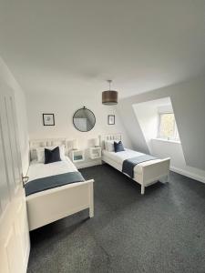 The Nook - Town Centre Apartment