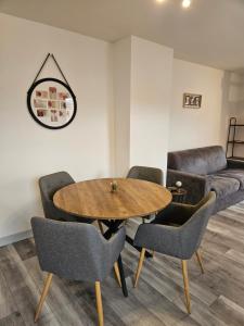 Pontarlier le Sympa ! 400m de la gare - Ma Petite Résa