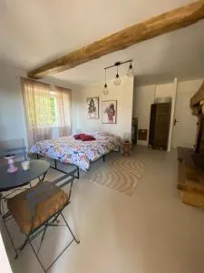 La Chambre A l Ombre du coteau - Ladevèze-Rivière