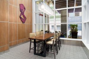 Hampton Inn Times Square Central