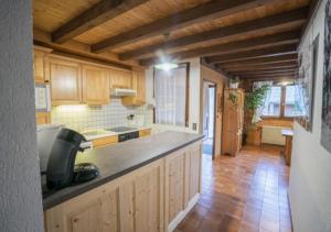 Grand appartement 4 personnes lAtelier de Théo, 80m2, proche arrêt de bus