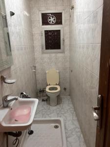 Ezzat Salama Abbas Al Akkad Hotel