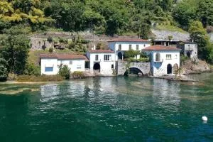 Seefront Villa in Ascona - Lago Maggiore, Ticino - 布里萨戈