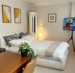 The White House Toseong