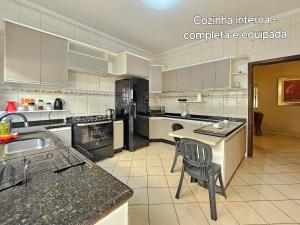 Casa Ampla 5 Quartos 5 banheiros no centro de Foz