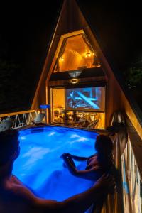 Panorámás Házikó