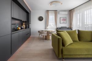 Arena Gold Penthouse