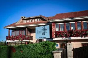 COSMA HOUSE - Hinojedo