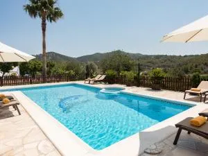 Villa in Benirr s with hot tub - Na Xamena