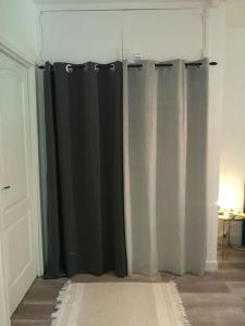 Appartements Mon Studio en bordure de foret, Golf St-Germain : photos des chambres