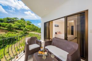 Ocean Views Beautiful Sunsets Pool