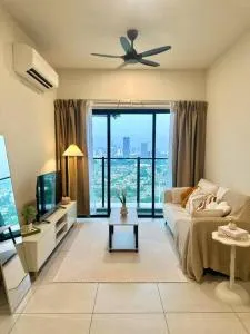 Creamy KL View - Majestic Maxim near UCSI, KL, MRT #康乐夜市 - Kampong Sungai Midah