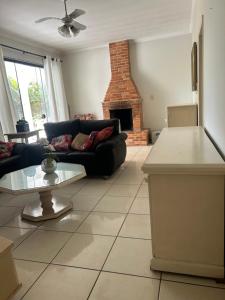 Casarão com piscina