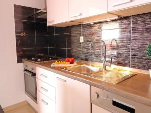 Holiday Home Adriatic View-Two Bedroom Apartment with Terrace and Sea View