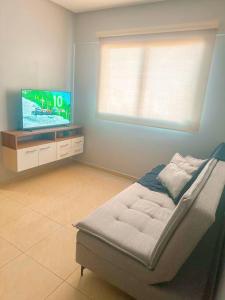 Apto com garagem na Marquês