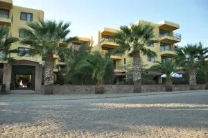 棕榈阁套房住宿加早餐旅馆 - 米蒂利尼