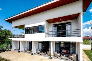 Villas Santa Maria - Private Bay Lake Arenal