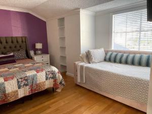 Central LA GATED Community 4 beds home