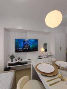 Amenity View Studio Unit