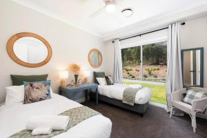 Frog Hill 8 bedroom luxe rural retreat near town
