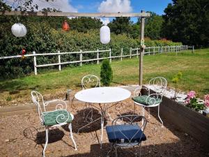 Maisons de vacances Maison en campagne : photos des chambres