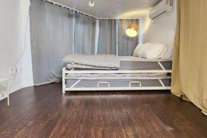 스튜디오 하우스, Hongdae Yeontral park