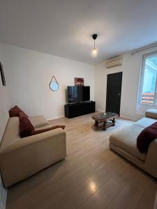 Appartements Grand appartement avec terrasse centre ville Arles : photos des chambres