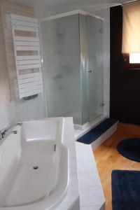 Maisons de vacances Le DorliSchopf gite 2 etoiles : photos des chambres
