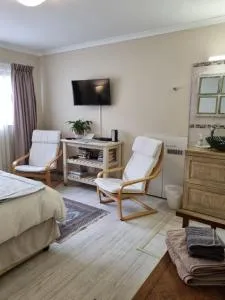 Barlinka lane Selfcatering flatlet , Somerset West - Helderberg College