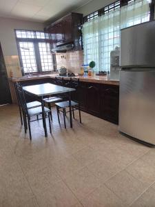 Fidfood Kangar Homestay