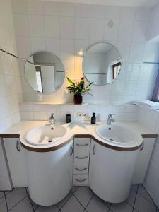 Große Wohnung mit Whirlpool und Garten