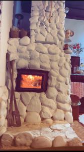 Casuta Fermecata, Tara Lapusului