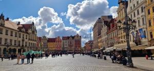 100 steps from Rynek
