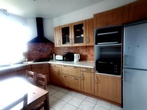 Family apartment near Paris