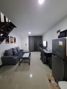 Xevera Mabalacat Heart Staycation