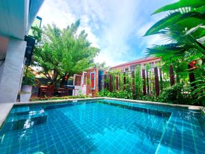 Uncle Noom Pool Villa