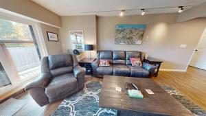 Mt Green 1-F05 Brought to you by GetAway Vacations