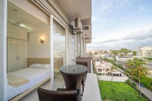 Gold Lavina - A Luxury Sea View Apartment