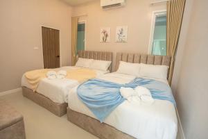 Sky house pool villa pattaya