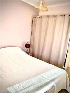 Appartements Tres agreable gite tres bien equipe avec piscine privee : photos des chambres