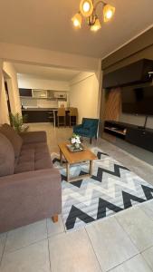 Departamento Ama con estacionamiento para vehículos chicos