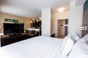 King Studio with Sofa Bed - Hearing Accessible room in Residence Inn by Marriott Oklahoma City Airport