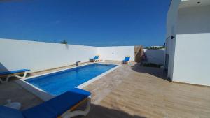 Villa avec piscine, 3 suites, 6lits, à 3min de la plage