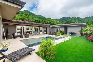 Contemporary Villa 3 BD 3BA Pool