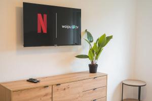 Westside Flat - 5min to Downtown