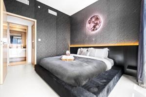 Cosmic Sky Suite High floor 1BR- Dubai Mall Access by Maxx Value Homes