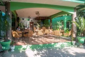 Moonlight Resort - Daanbantayan